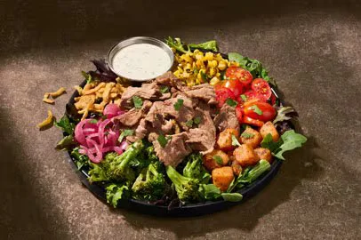 Half Ultimate Garden Steak Salad